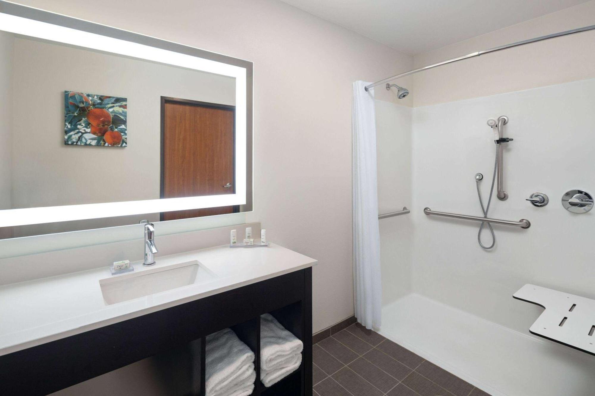 La Quinta Inn & Suites By Wyndham Wenatchee Dış mekan fotoğraf
